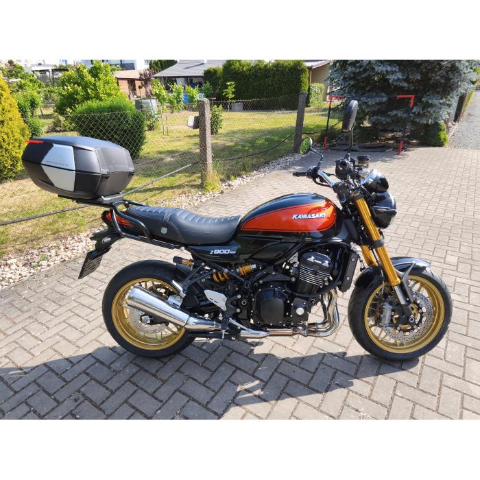 V49NB AIR kufr GIVI černý (Monokey) s čirou optikou a černým víkem, objem 49 ltr., černá "křidélka"