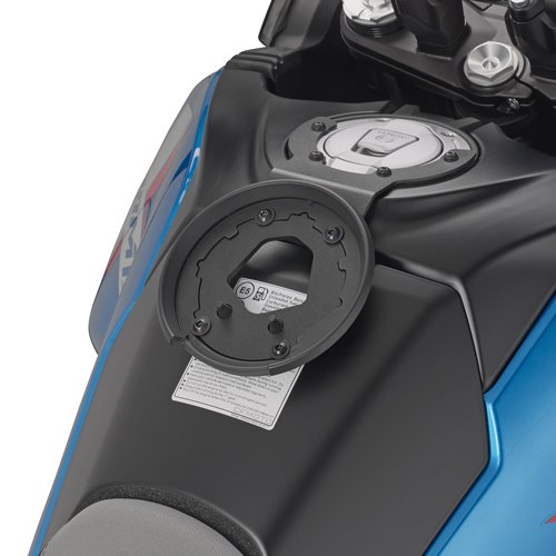 BF94 objímka pro úchyt tankruksaku GIVI "TANKLOCK" na víčko nádrže QJ MOTOR SRT 600 SX (24-25)