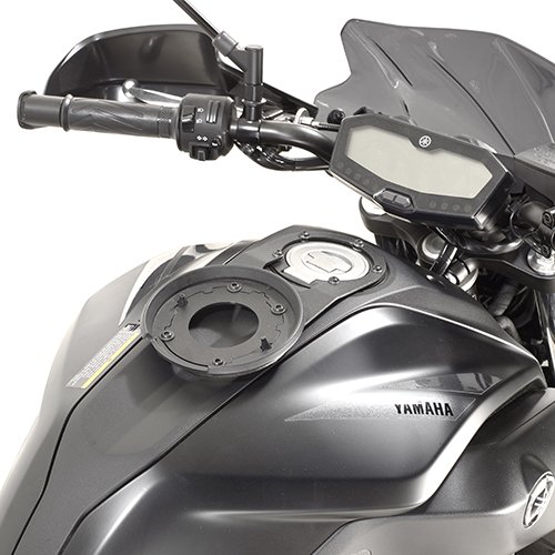BF36 objímka pro úchyt tankruksaku GIVI "TANKLOCK" na víčko nádrže Yamaha MT-07 700 (18-20)