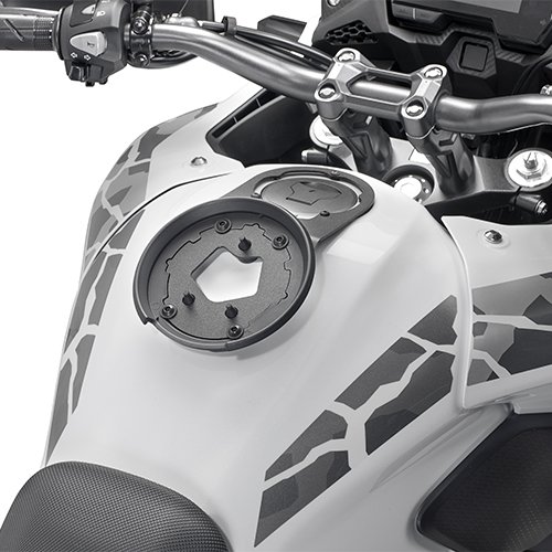BF44 objímka pro úchyt tankruksaku GIVI "TANKLOCK" na víčko nádrže Honda CB 500 X (19-23)