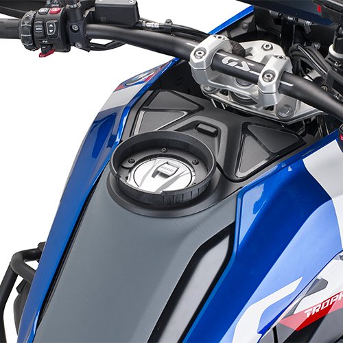 BF84 objímka pro tankruksak GIVI "TANKLOCK" na víčko nádrže BMW R 1300 GS (24)