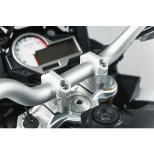zvýšení řídítek+ 20 mm. stříbro. BMW S 1000 XR (15.-).