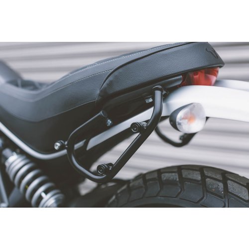 SLC boční nosič pravý  Ducati Scrambler (14-17), Desert Sled (16-18), Café Racer (17-18),