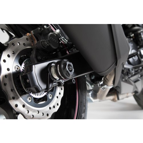 protektor na zadní osu, černý  Suzuki GSX-S750 (17-).