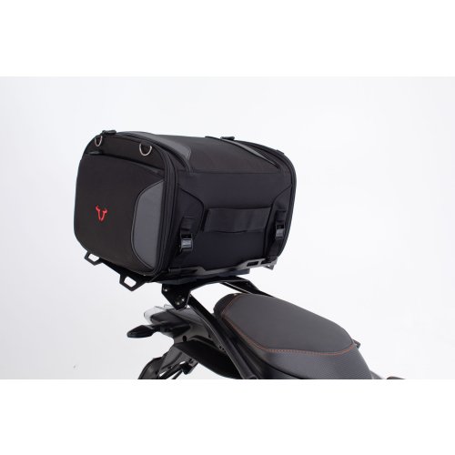 Nosič zavazadel rozšíření pro STREET-RACK 45 x 30 cm. QUICK-LOCK. Hliník. Černá.