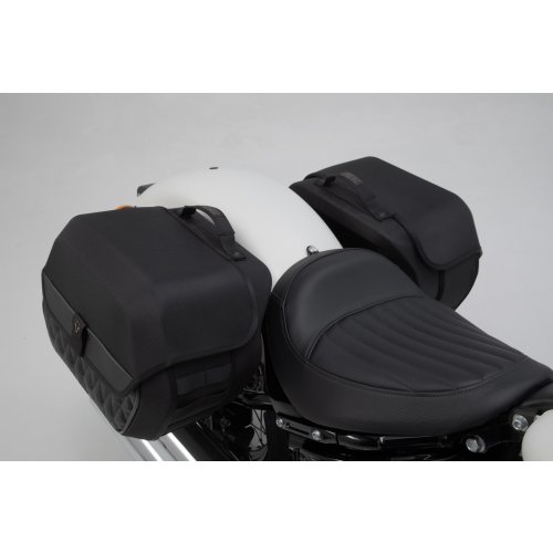 sada bočních tašek Legend Gear LH Harley-Davidson Softail Slim (17-).