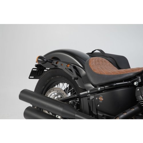 sada bočních tašek Legend Gear LH Harley-Davidson Softail Street Bob (17-).
