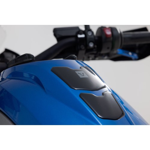 Tankpad 79,6 x 113 mm. Black/Grey.