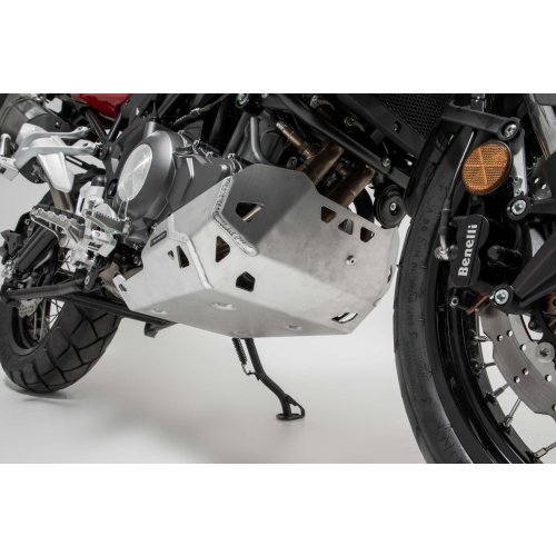 kryt motoru stříbrný,  Benelli TRK 502 X (18-).