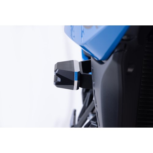 Crash pad holder Black. Suzuki GSX-8S (22-).