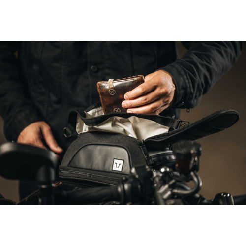 Legend Gear magnetic tank bag LT3 3.5 l - 5.5 l. magnetické přichycení