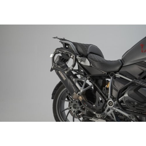 TRAX ADV aluminum case system + Akrapovic Silver. 45/37 l. BMW R 1250 GS/Adv/Rally