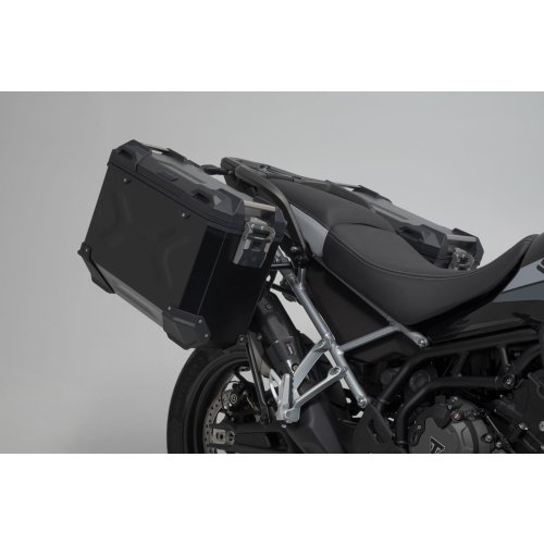 TRAX ADV aluminum case system + Akrapovic Black. 45/37 l. Triumph Tiger 900 (19-23