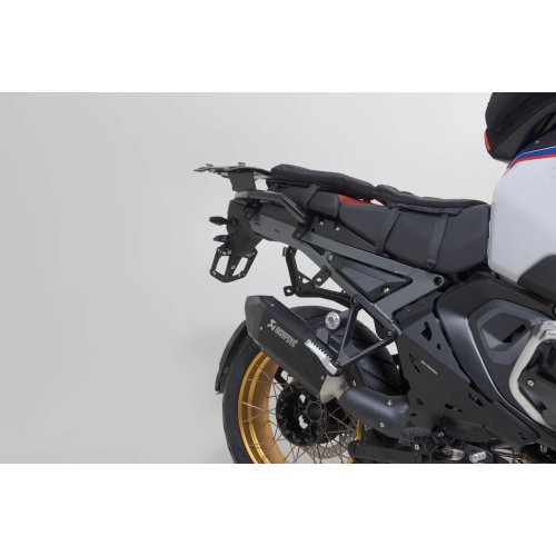 TRAX ADV aluminium case system + Akrapovic Silver. 45/45 l. BMW R 1300 GS Adv. (24