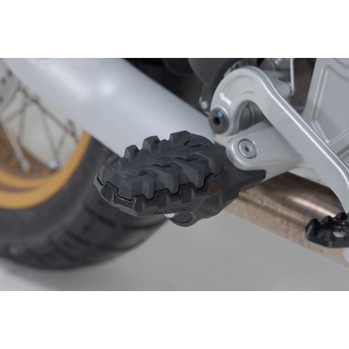 EVO footrest kit Black. Aprilia Tuareg 660 Rally (24-).